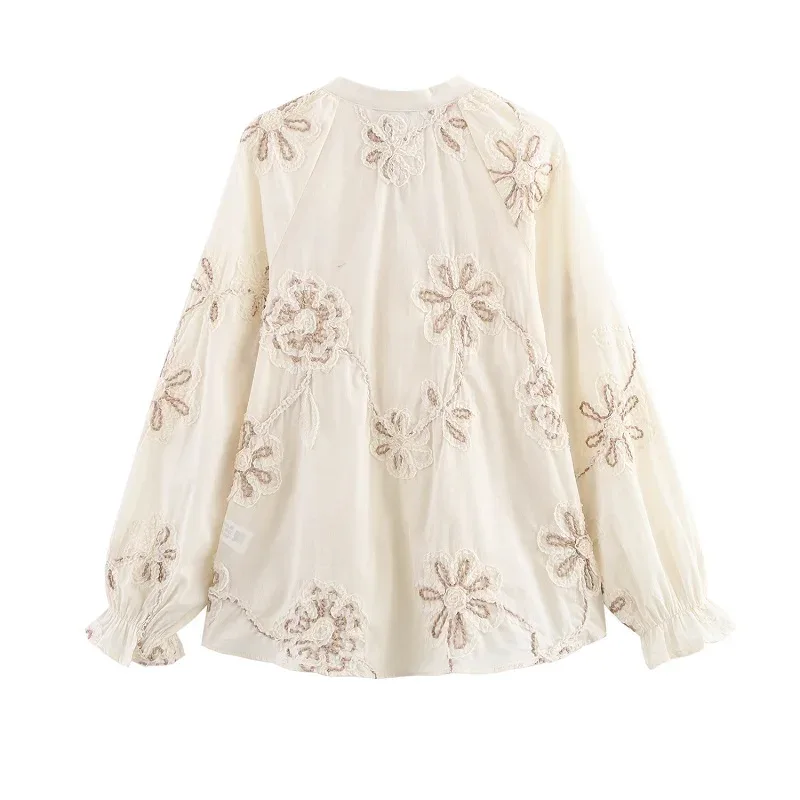 Bluse Mit Gestickten Blumen 2