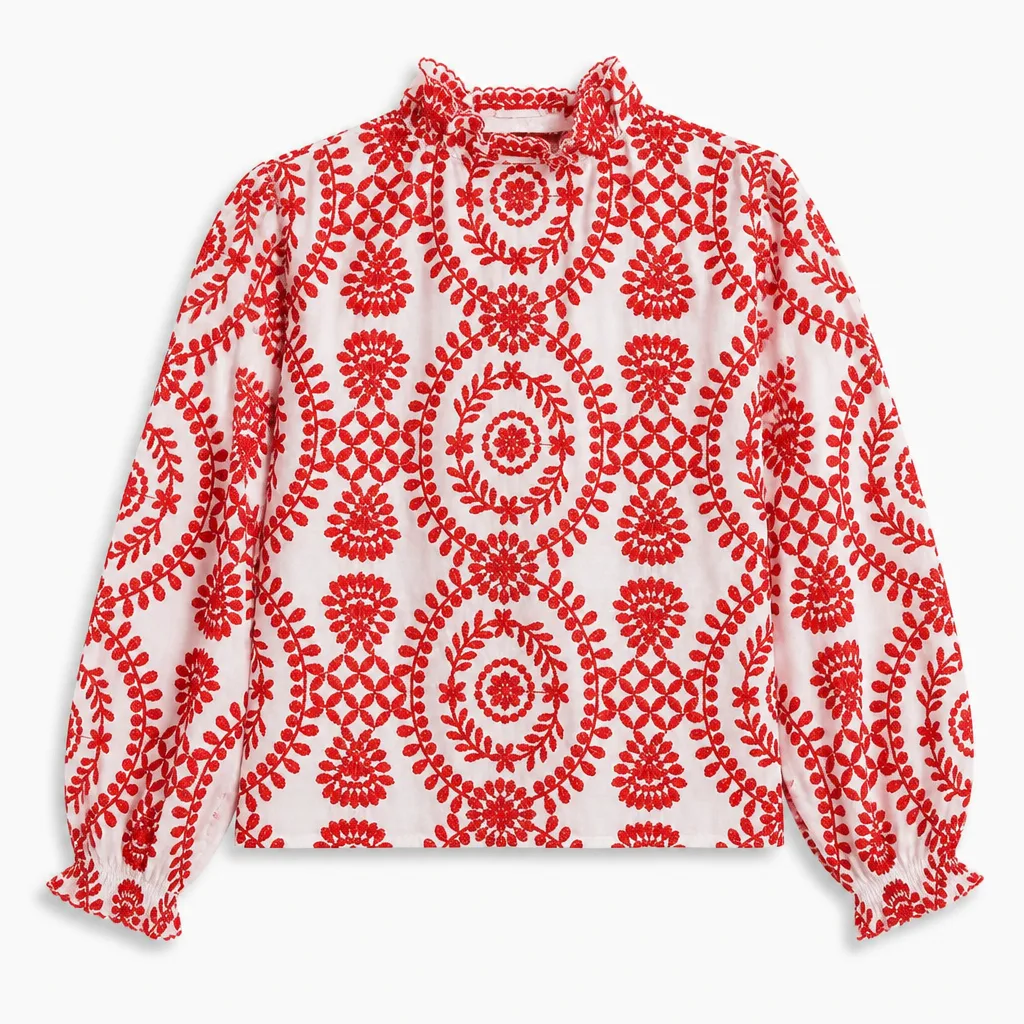 Bluse Mit Roten Blumen 1