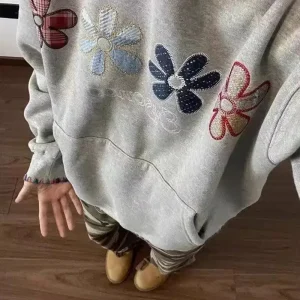 Pullover Grau Mit Blumen 1