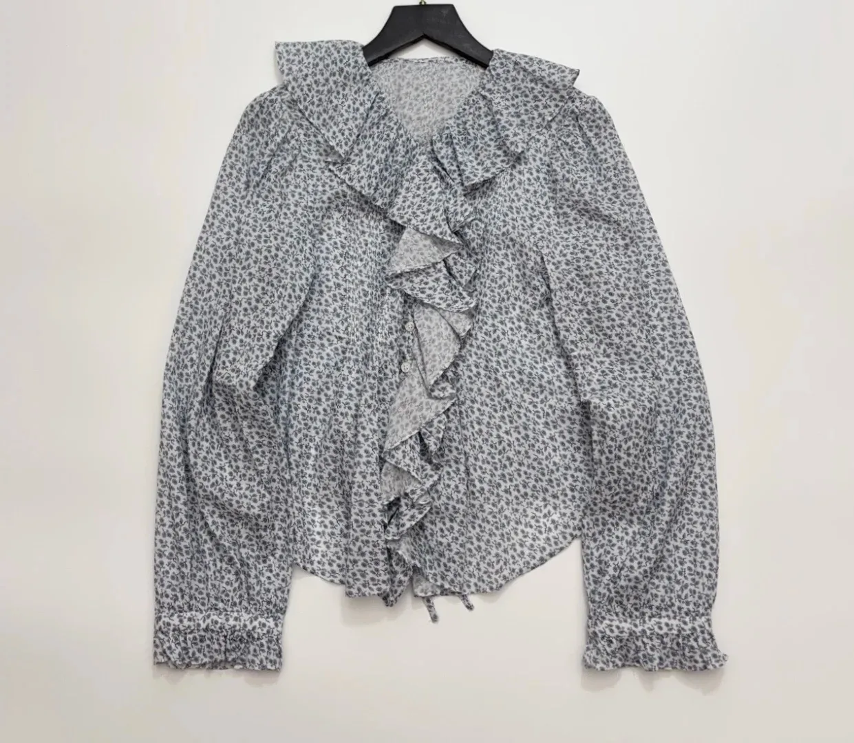 Floral Pattern Blouse 2