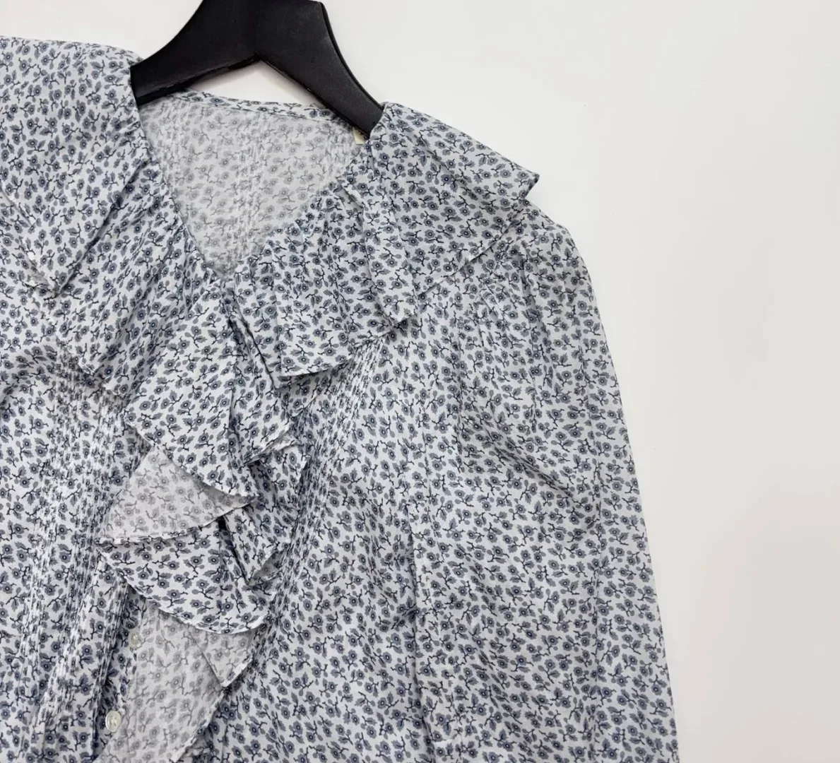Floral Pattern Blouse 3