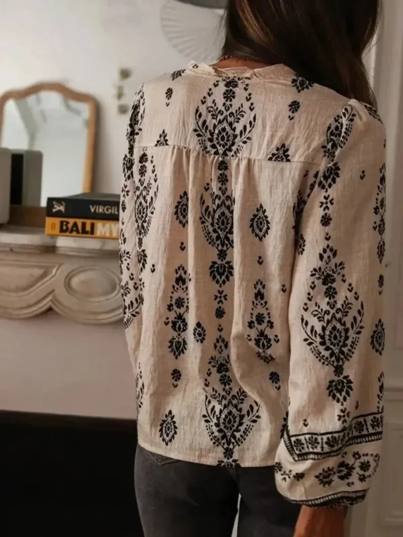 Bluse Mit Großer Blume 3