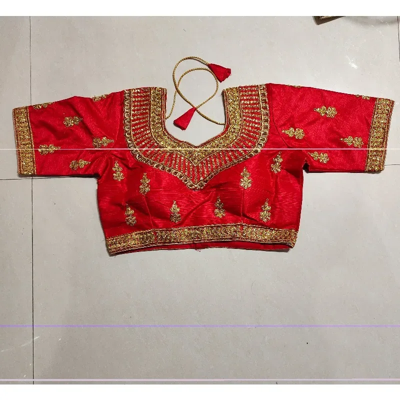 Floral Blouse And Saree 2