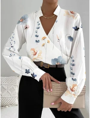 Weiße Bluse Mit Blauen Blumen 1