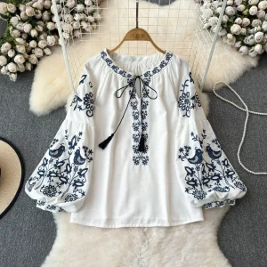 Bluse Bestickt Blumen 1